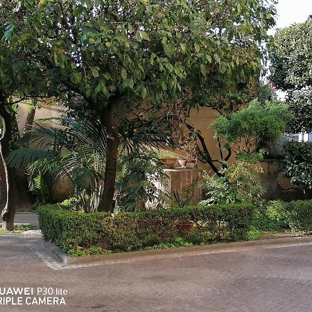 Hotel Giardino Degli Aranci Frattamaggiore Exterior photo