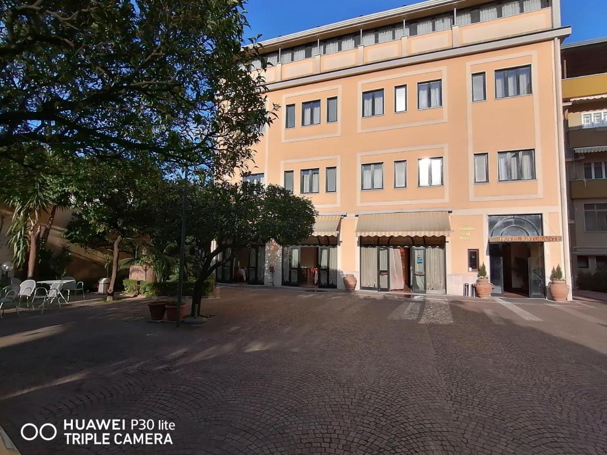 Hotel Giardino Degli Aranci Frattamaggiore Exterior photo